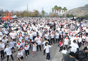 Más de 3 mil personas participaron en la Corrida Familiar de Vitacura